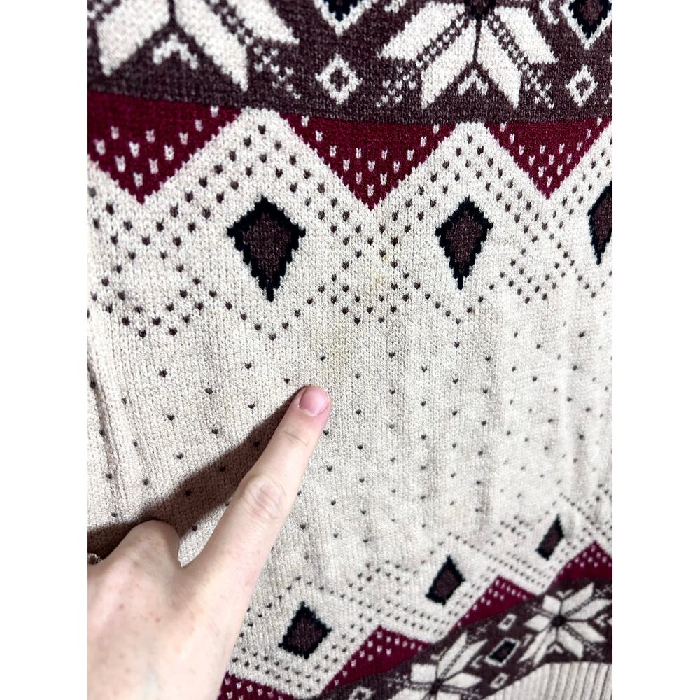 Women’s M soft cozy snowflake geometric fair isle midweight crewneck sweater - Picture 7 of 10